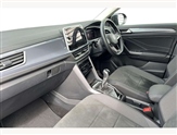 Volkswagen T-Roc Image 2