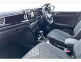 Volkswagen T-Roc Image 2