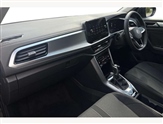 Volkswagen T-Roc Image 2