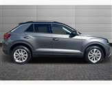 Volkswagen T-Roc Image 4