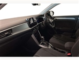 Volkswagen T-Roc Image 2