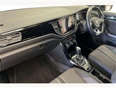 Volkswagen T-Roc Image 2
