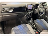 Volkswagen T-Roc Image 2