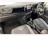 Volkswagen T-Roc Image 2