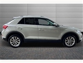 Volkswagen T-Roc Image 4