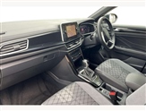 Volkswagen T-Roc Image 2