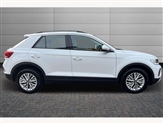 Volkswagen T-Roc Image 5