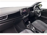 Volkswagen T-Roc Image 2