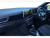 Volkswagen T-Roc Image 2