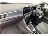 Volkswagen T-Roc Image 2