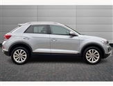 Volkswagen T-Roc Image 4