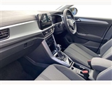 Volkswagen T-Roc Image 2