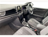 Volkswagen T-Roc Image 2