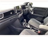Volkswagen T-Roc Image 2