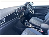 Volkswagen T-Roc Image 2
