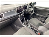 Volkswagen T-Roc Image 2
