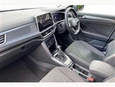 Volkswagen T-Roc Image 2