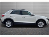 Volkswagen T-Roc Image 4
