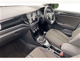 Volkswagen T-Roc Image 2