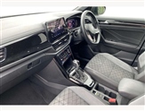 Volkswagen T-Roc Image 2