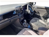 Volkswagen T-Roc Image 2