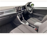Volkswagen T-Roc Image 2