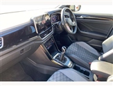 Volkswagen T-Roc Image 2