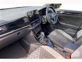 Volkswagen T-Roc Image 2
