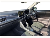 Volkswagen T-Roc Image 2
