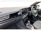 Volkswagen T-Roc Image 2