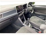 Volkswagen T-Roc Image 2