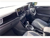 Volkswagen T-Roc Image 2