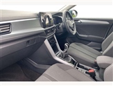 Volkswagen T-Roc Image 2