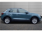 Volkswagen T-Roc Image 4