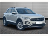 Volkswagen T-Roc Image 1