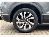 Volkswagen T-Roc Image 5