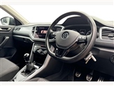 Volkswagen T-Roc Image 6