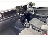 Volkswagen T-Roc Image 2