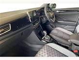 Volkswagen T-Roc Image 2