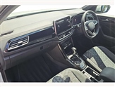 Volkswagen T-Roc Image 2