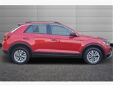 Volkswagen T-Roc Image 4