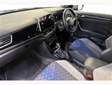 Volkswagen T-Roc Image 2