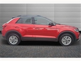 Volkswagen T-Roc Image 4