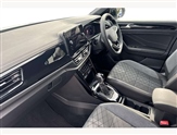 Volkswagen T-Roc Image 2