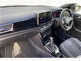 Volkswagen T-Roc Image 2