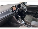 Volkswagen T-Roc Image 2