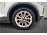 Volkswagen T-Roc Image 5