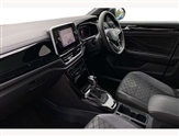Volkswagen T-Roc Image 2