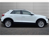 Volkswagen T-Roc Image 4