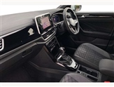 Volkswagen T-Roc Image 2